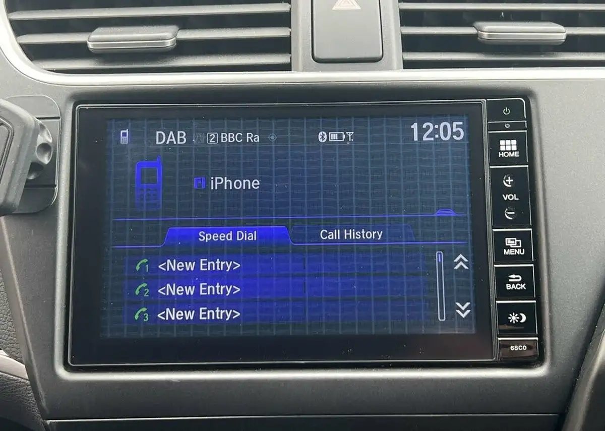 2016-honda-civic-18-sport-honda-connect-dasp-big-36
