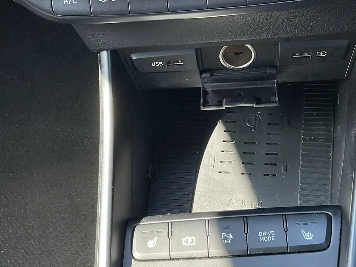 2022-hyundai-bayon-10-t-gdi-premium-100ps-dct-big-24