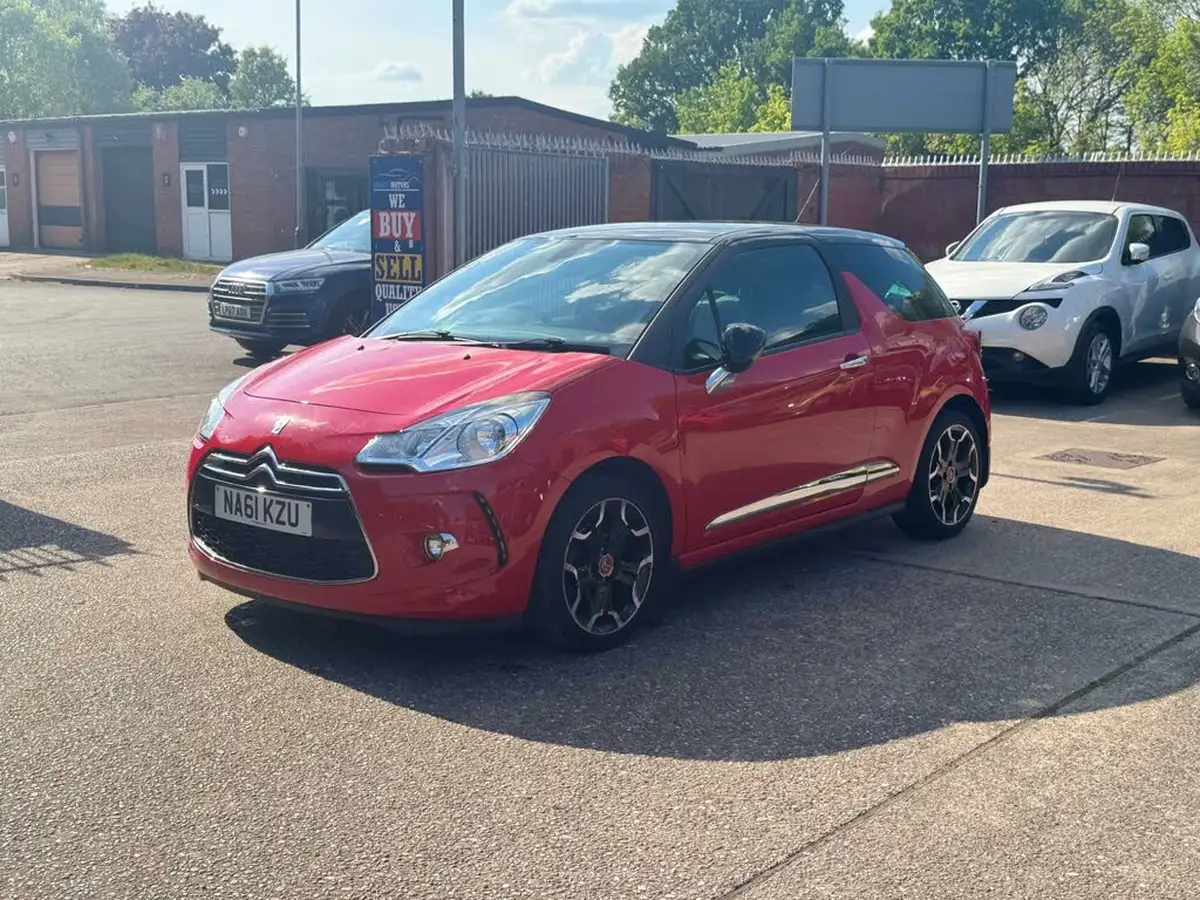 2011-citroen-ds3-16-dstyle-plus-big-4