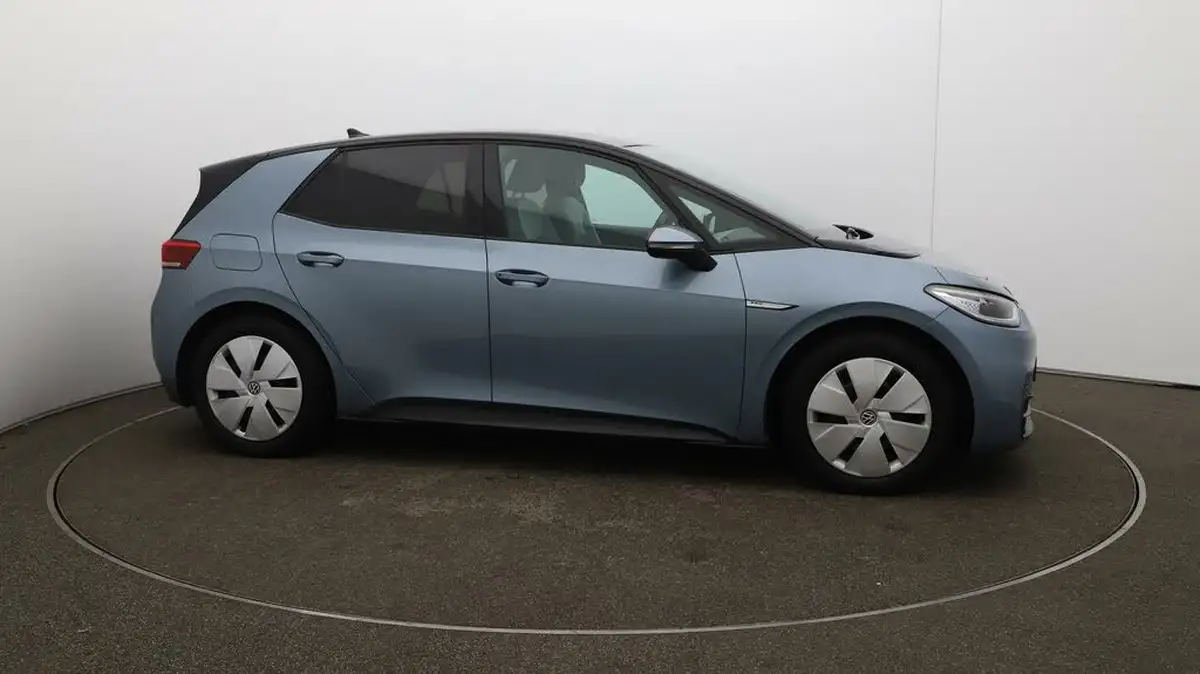 2020-volkswagen-id3-e-style-big-48