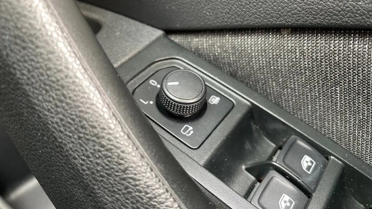 2021-skoda-kamiq-10-tsi-se-l-109ps-big-27