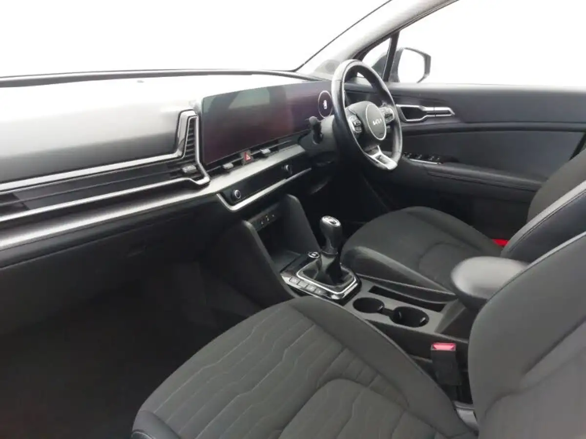 2022-kia-sportage-16-t-gdi-3-148bhp-1598cc-big-4