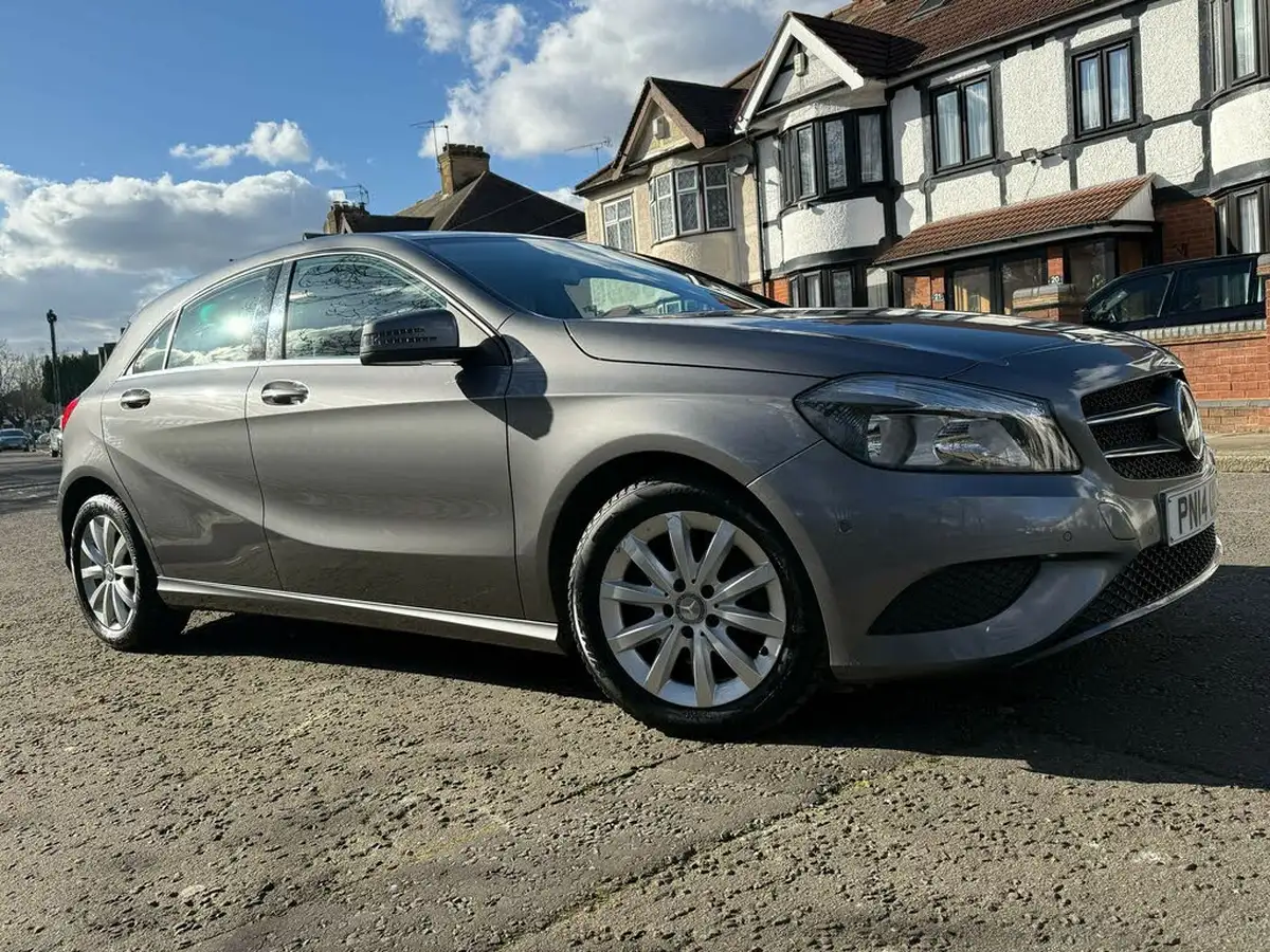 2014-mercedes-benz-a-class-16-a180-se-big-60