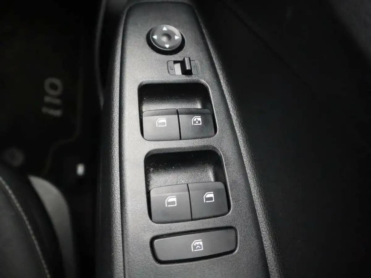 2021-hyundai-i10-12-premium-84ps-1197cc-big-33