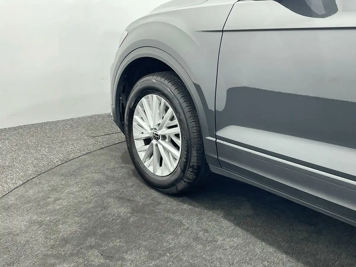 2021-volkswagen-t-roc-20tdi-s-big-40