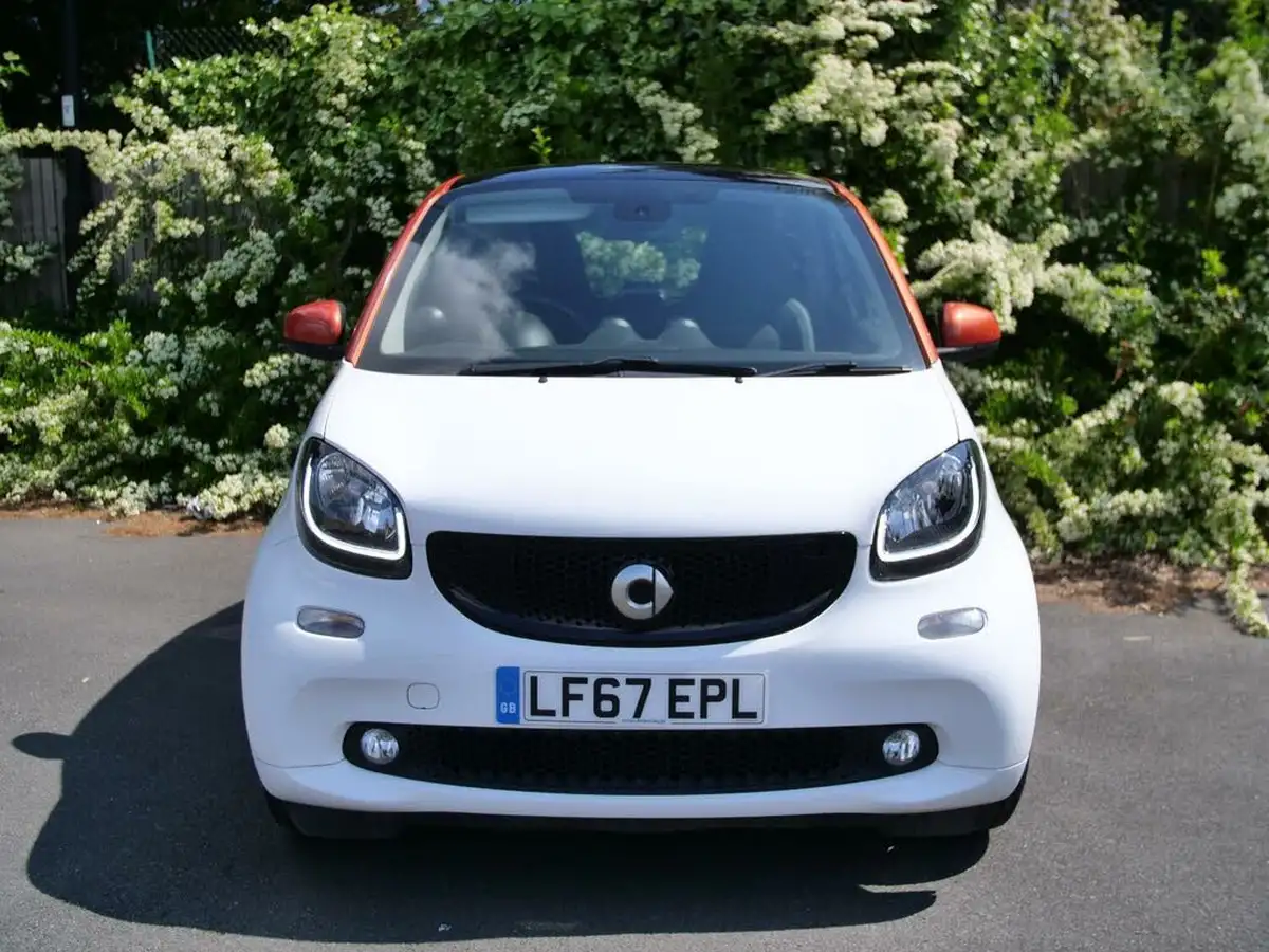 2017-smart-fortwo-09-prime-89bhp-premium-plusss-coupe-twinamic-big-7