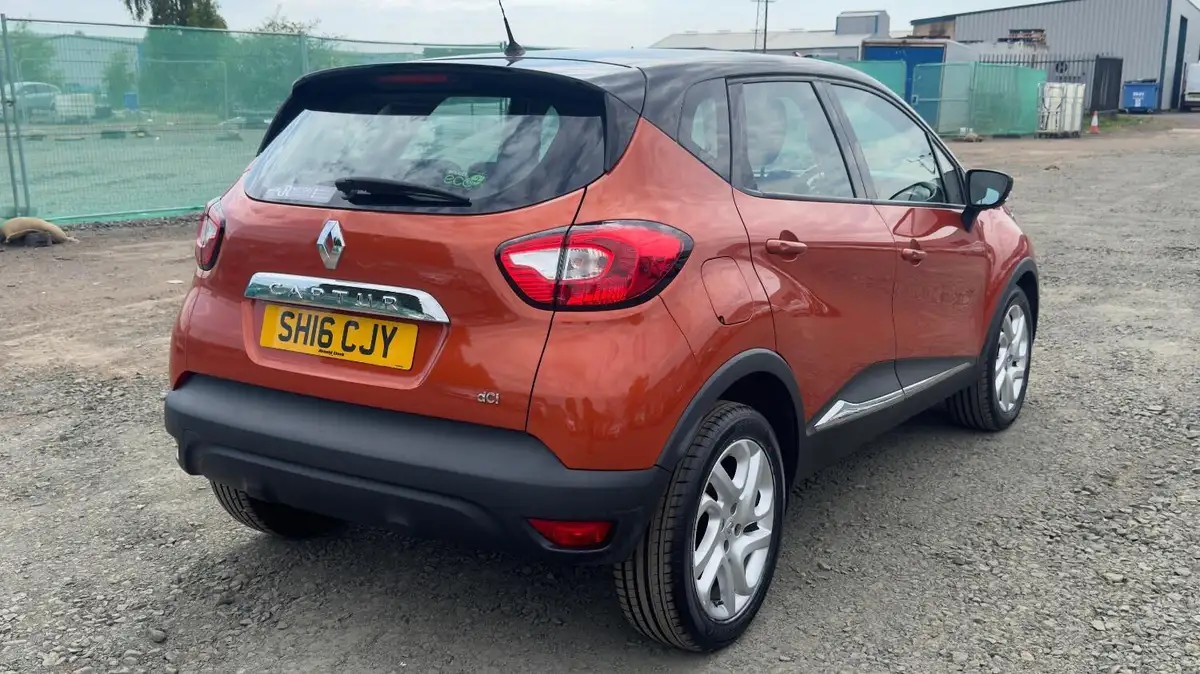 2016-renault-captur-15dci-dynamique-nav-90bhp-energy-ss-big-9