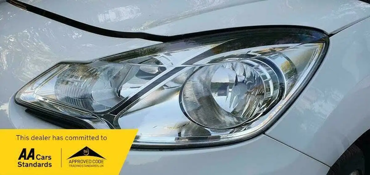 2011-citroen-ds3-16-dsport-150ps-big-45
