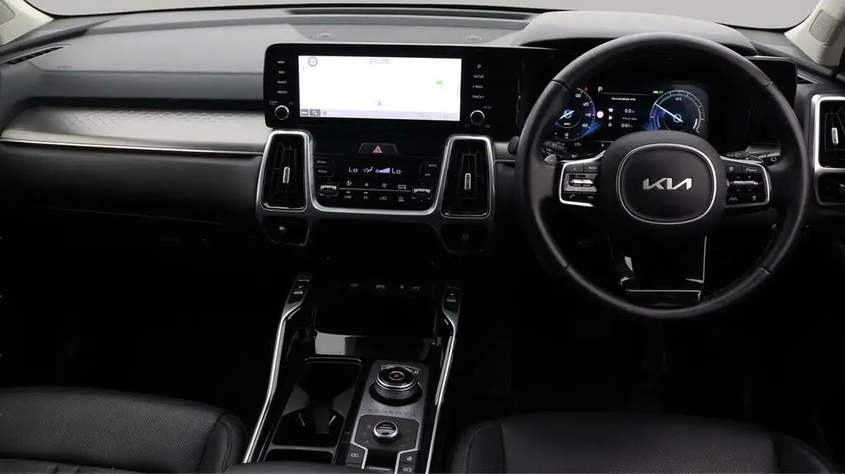 2022-kia-sorento-16-t-gdi-3-226bhp-hev-big-13