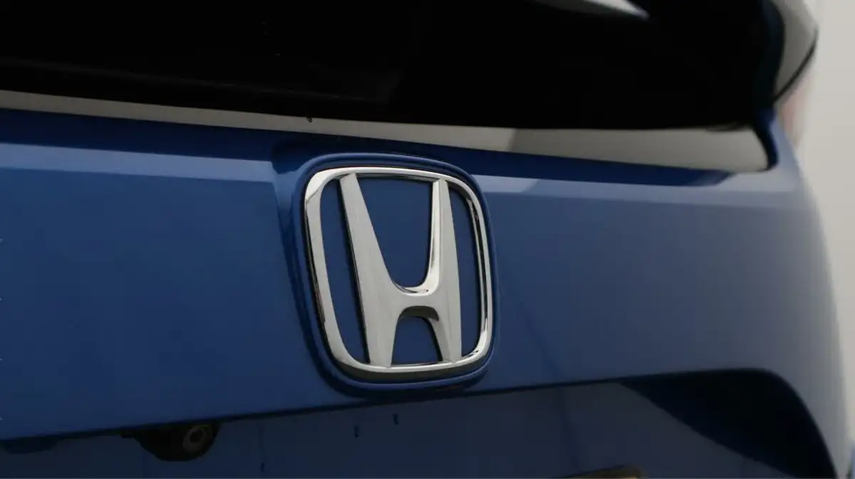 2019-honda-civic-10-vtec-turbo-sr-hatchback-5d-cvt-big-22