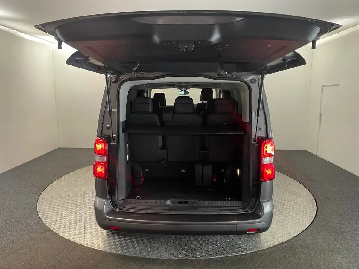 2018-citroen-spacetourer-20bluehdi-flair-m-150ps-big-43