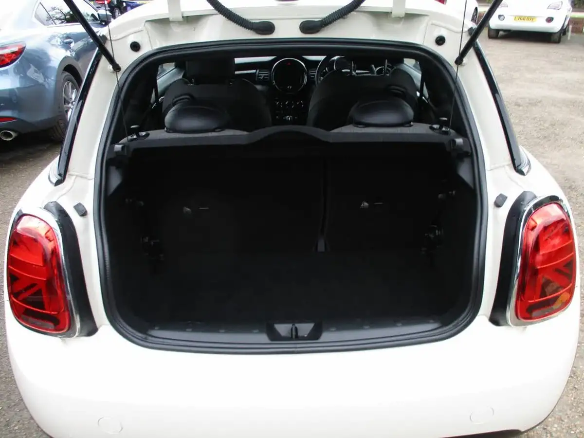 2015-mini-cooper-15td-cooper-d-114bhp-3d-big-8