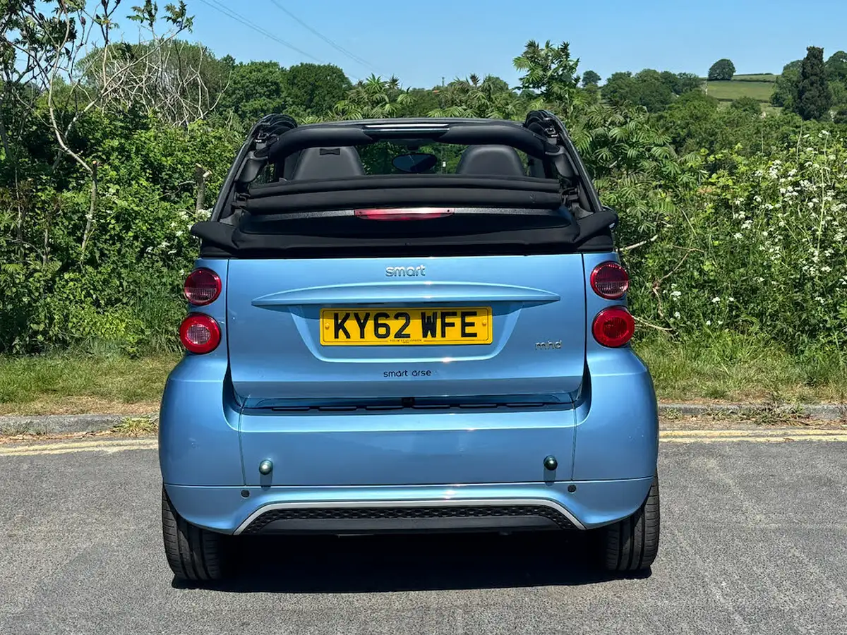 2012-smart-fortwo-10-passion-71bhp-cabriolet-softouch-big-6