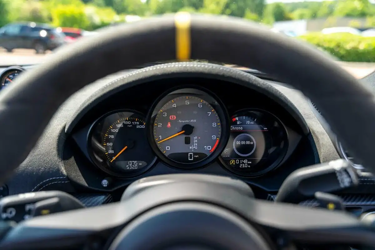 2024-porsche-boxster-718-40-spyder-rs-big-12