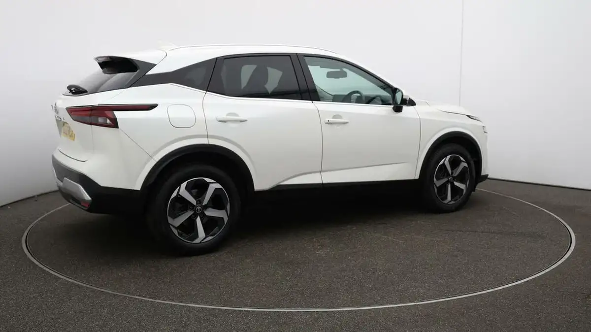 2022-nissan-qashqai-13-dig-t-n-connecta-140ps-big-52