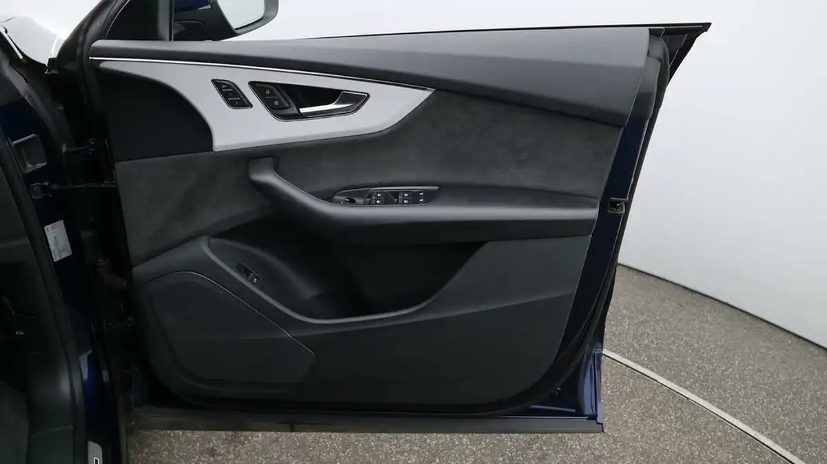 2020-audi-q8-30-50-tdi-s-line-big-15