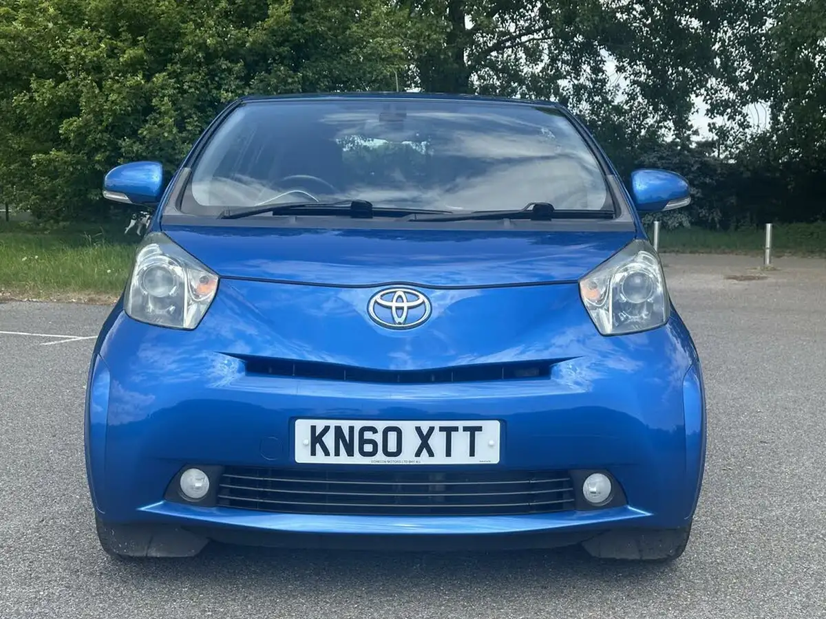 2010-toyota-iq-10-2-big-1