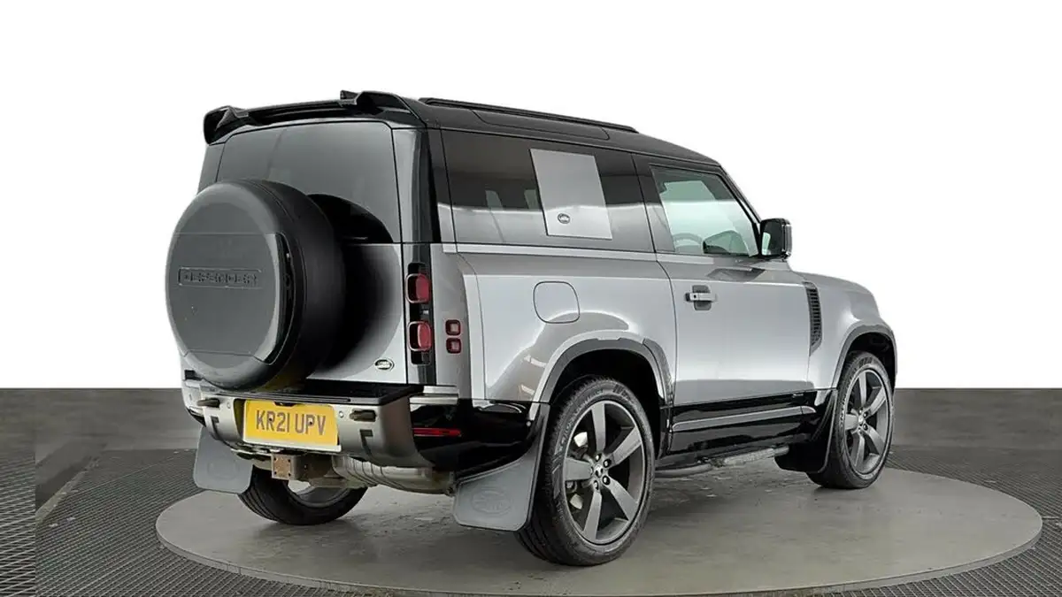 2021-land-rover-90-defender-30-d250-x-dynamic-se-big-3