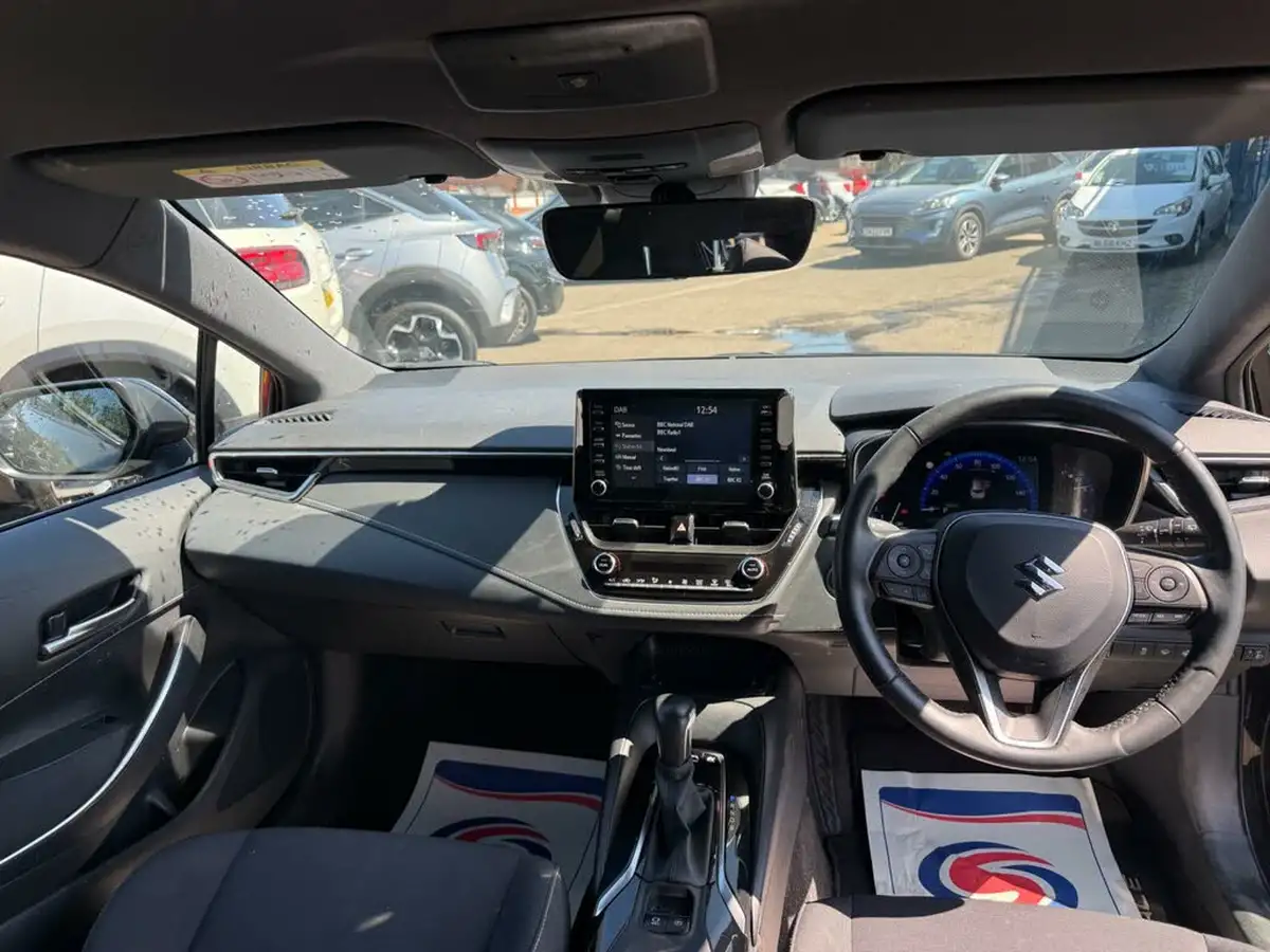 2022-suzuki-swace-18-sz-t-big-23