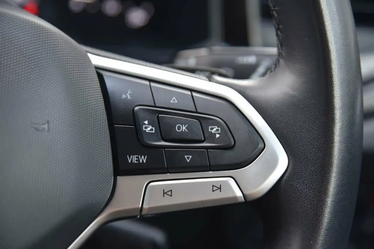 2022-volkswagen-polo-10-tsi-life-dsg-big-29
