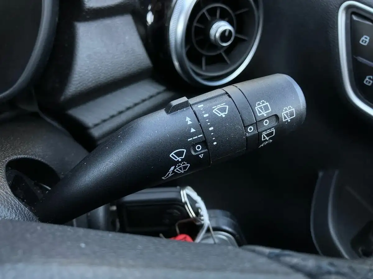 2020-mg-mg3-15-vti-tech-exclusive-big-35
