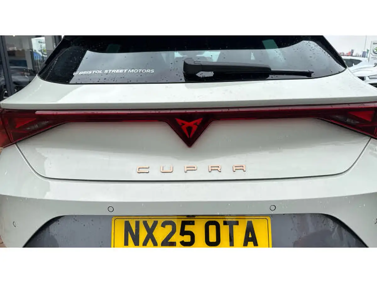 2025-cupra-leon-nf-15-tsi-v3-hatchback-big-36