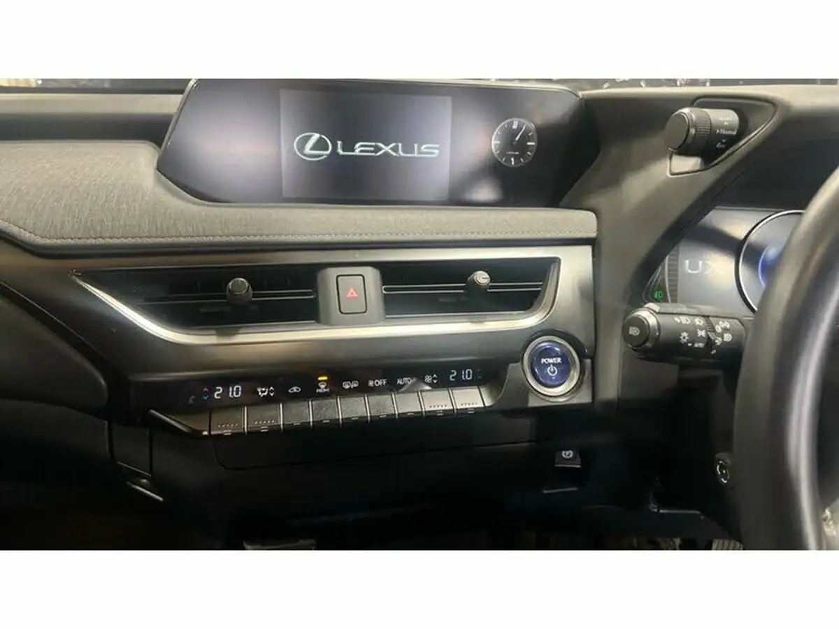 2022-lexus-ux-300e-e-ux-201bhp-big-5