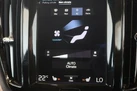 2021-volvo-xc60-20td-b4-r-design-small-14