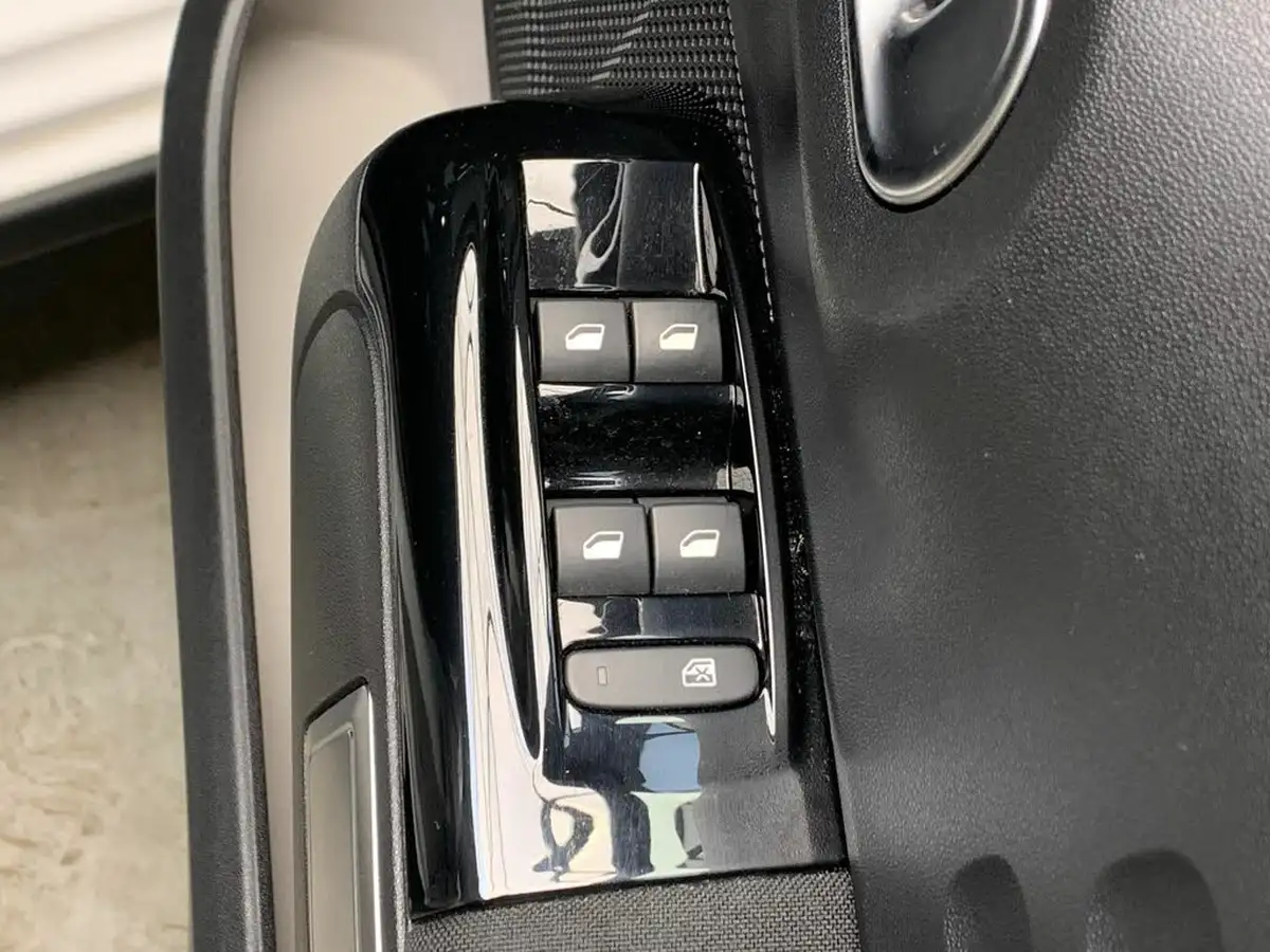 2019-citroen-c3-12-puretech-feel-82ps-big-12