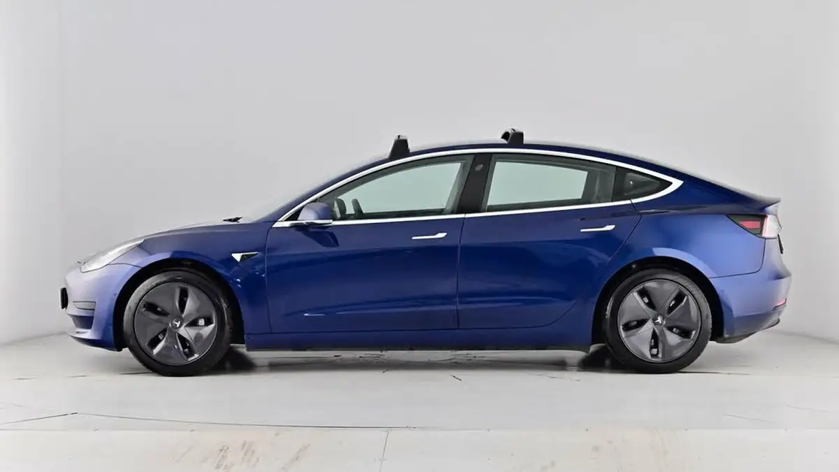 2020-tesla-model-3-e-standard-plus-big-61