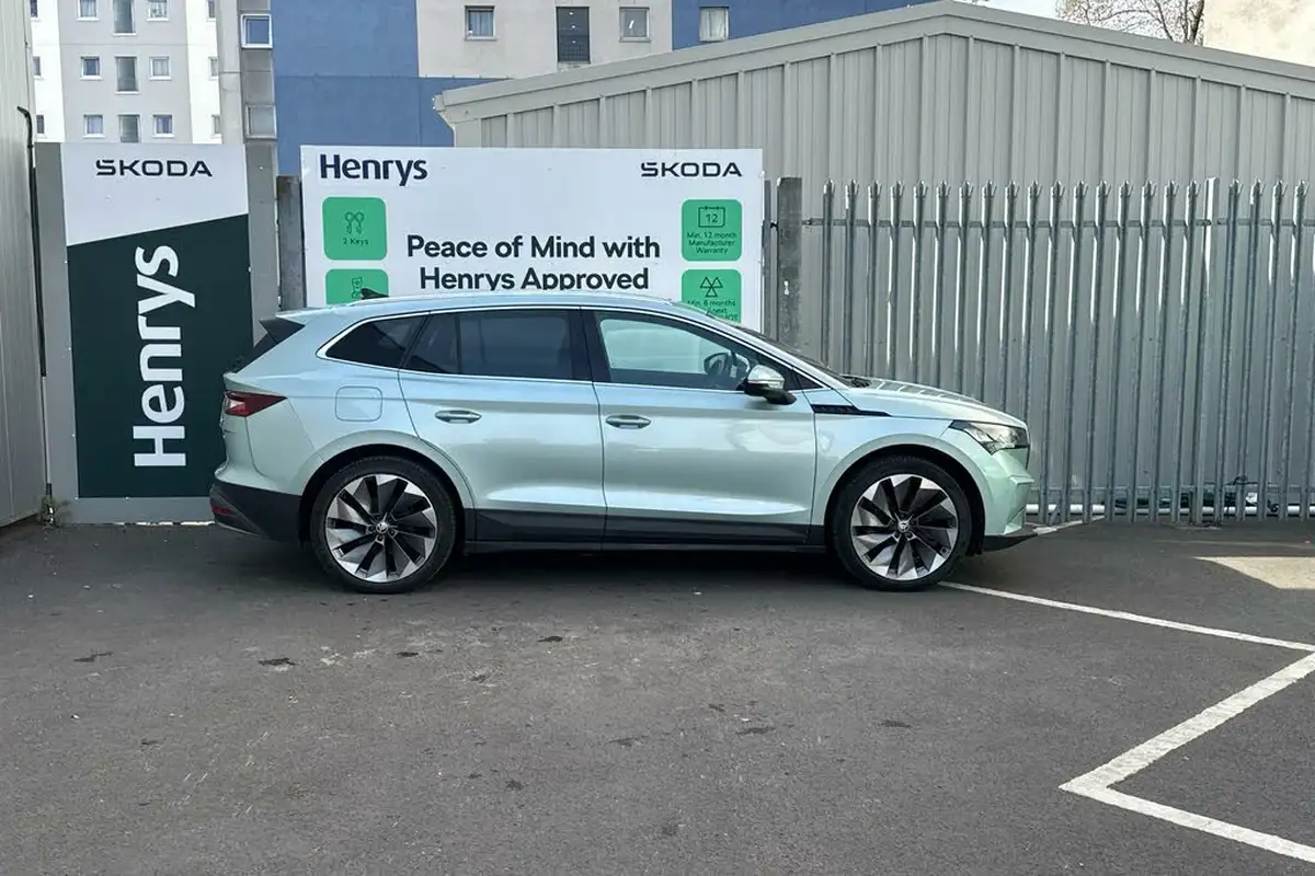 2022-skoda-enyaq-e-60-big-3