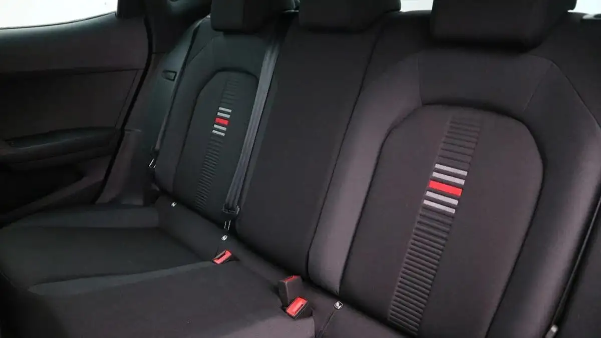 2021-seat-ibiza-10-tsi-fr-110ps-big-6