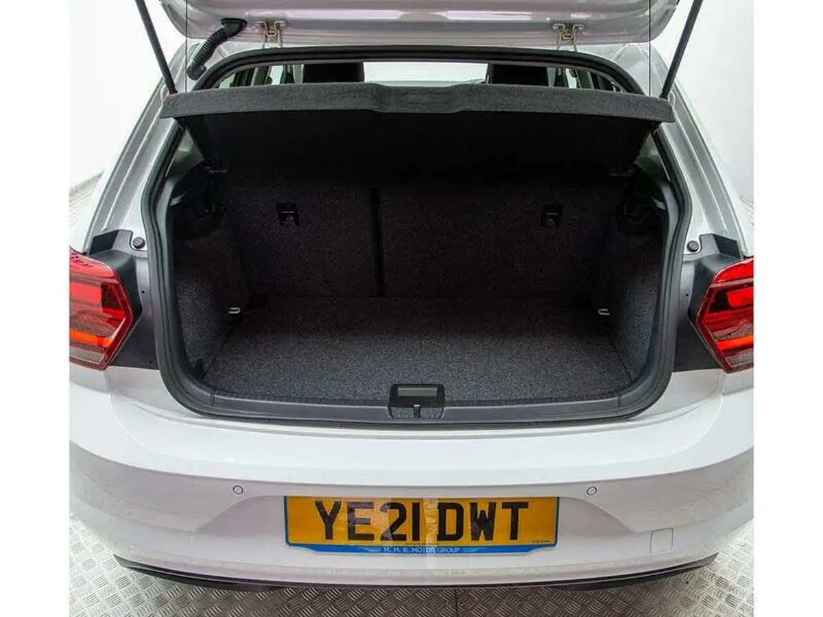 2021-volkswagen-polo-10-match-big-8