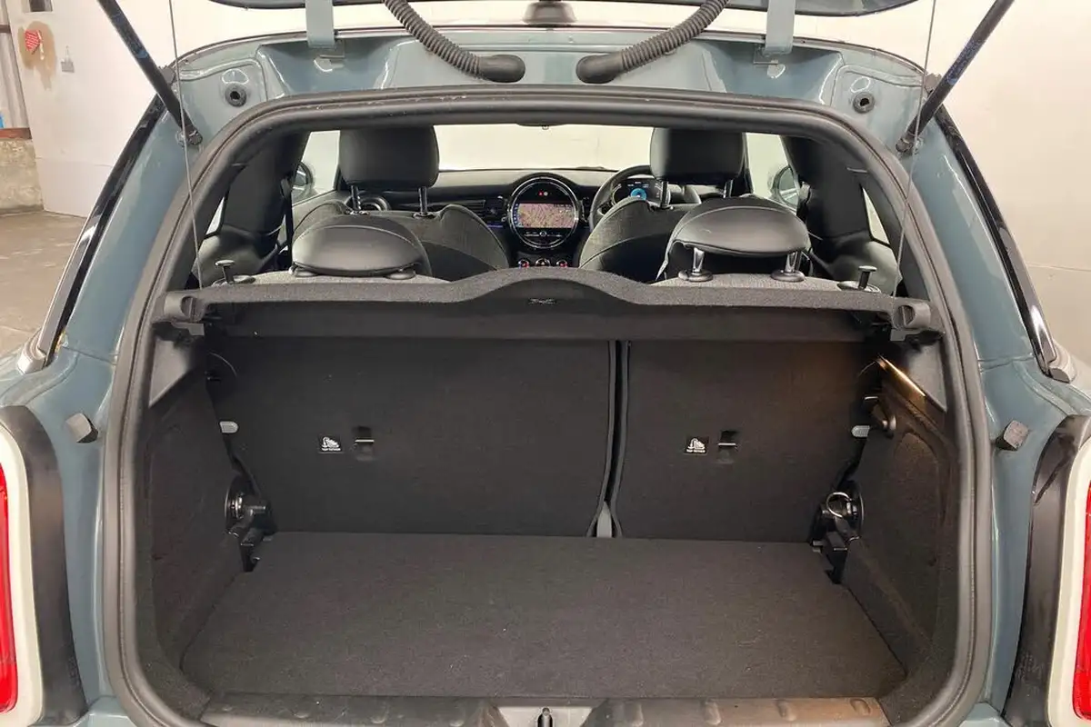 2023-mini-cooper-e-cooper-s-multitone-edition-big-13