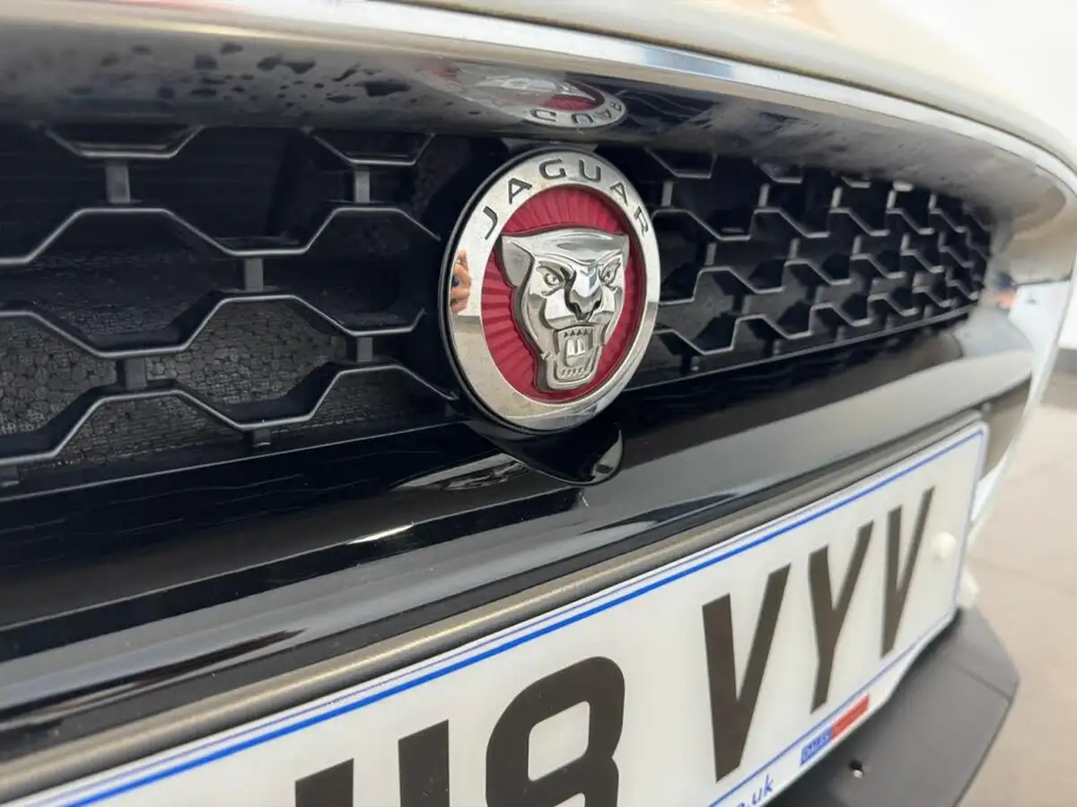 2018-jaguar-f-type-30-v6-sc-ss-coupe-auto-big-15