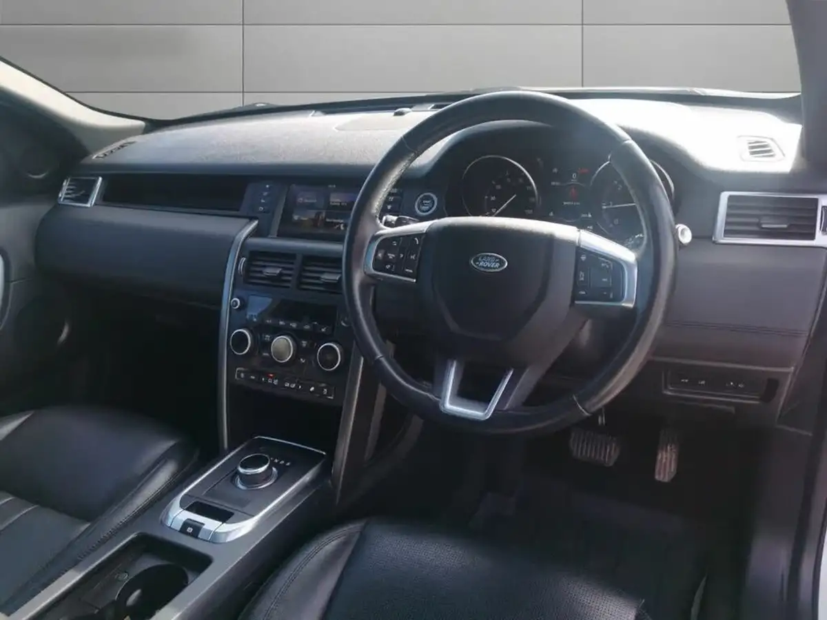 2019-land-rover-discovery-sport-20td4-landmark-big-9