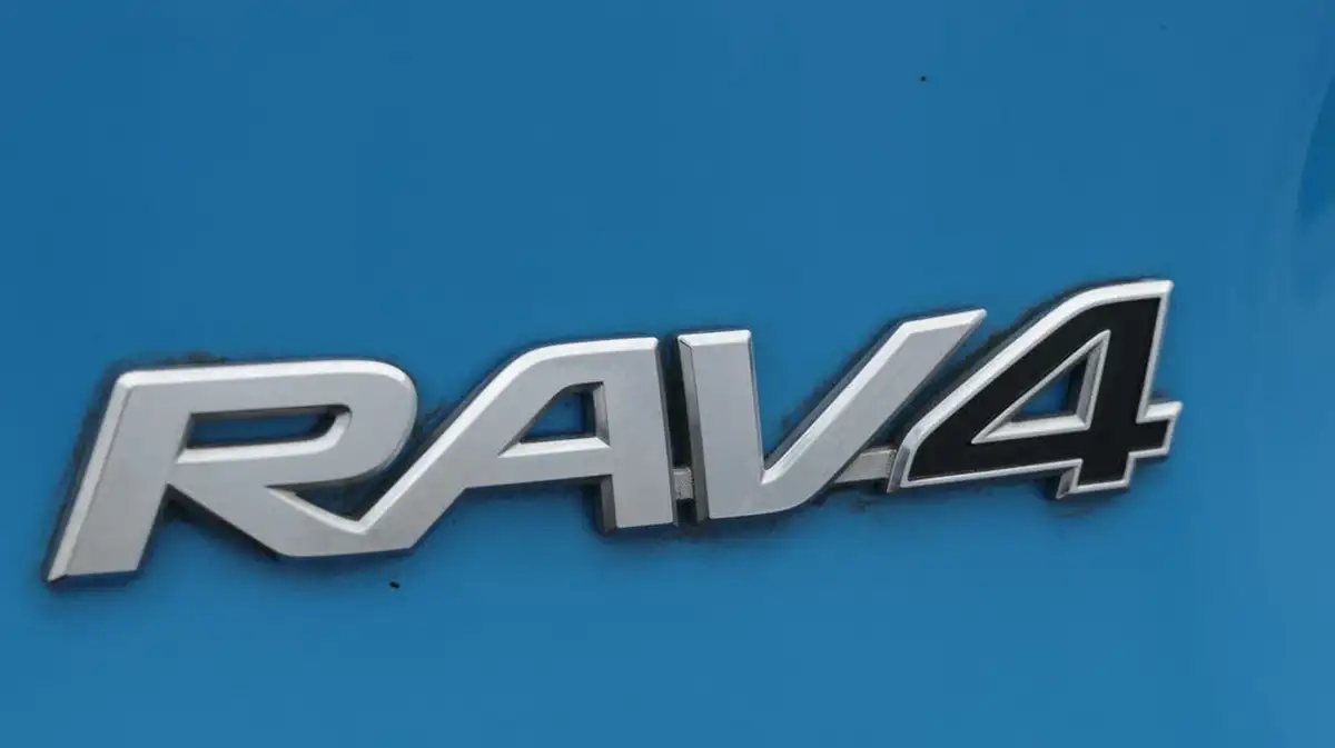2020-toyota-rav4-25-vvt-i-design-219bhp-big-23