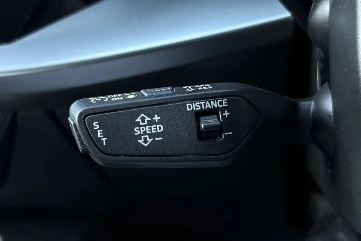 2022-audi-a3-15-35-tfsi-s-line-sportback-5d-big-59