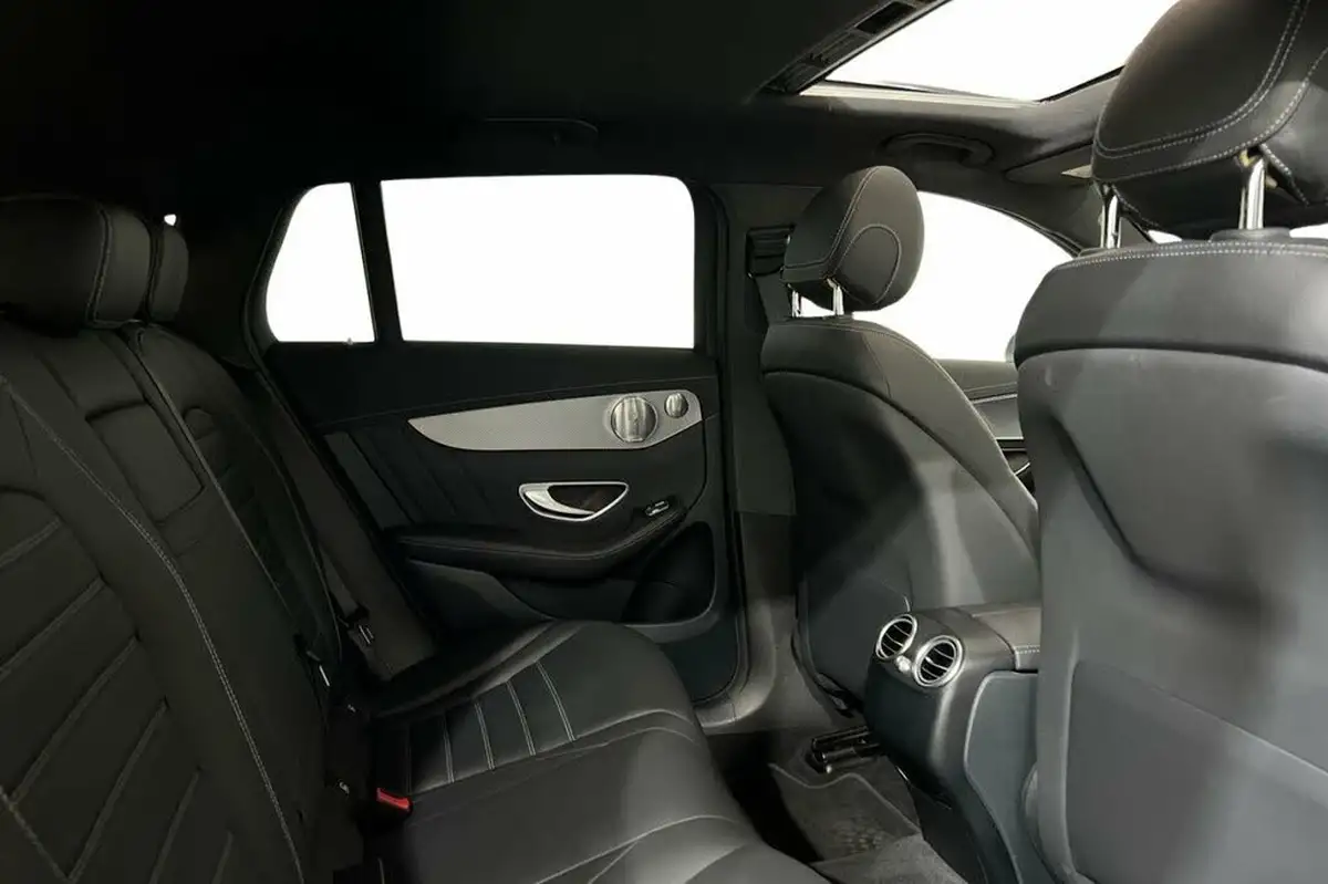 2021-mercedes-benz-eqc-e-eqc-400-amg-line-premium-big-7
