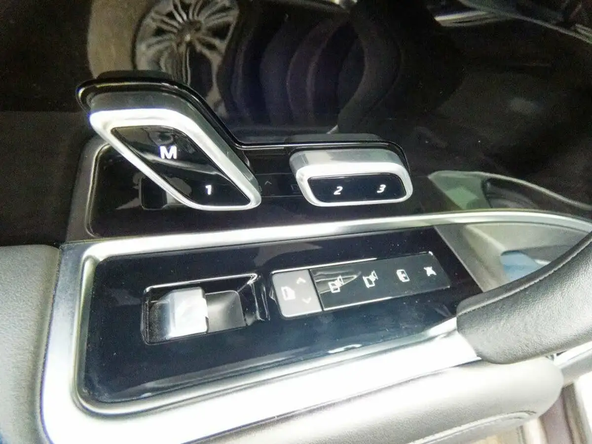 2022-land-rover-range-rover-30-d350-autobiography-big-48