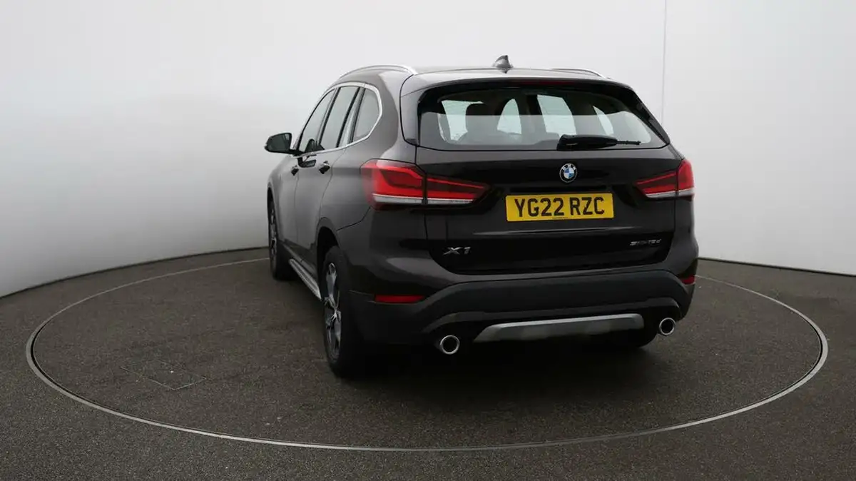 2022-bmw-x1-20td-sdrive18d-xline-sport-auto-big-53