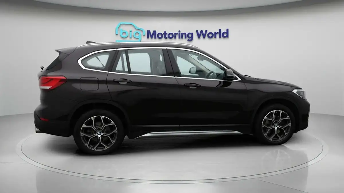 2022-bmw-x1-20td-sdrive18d-xline-sport-auto-big-8