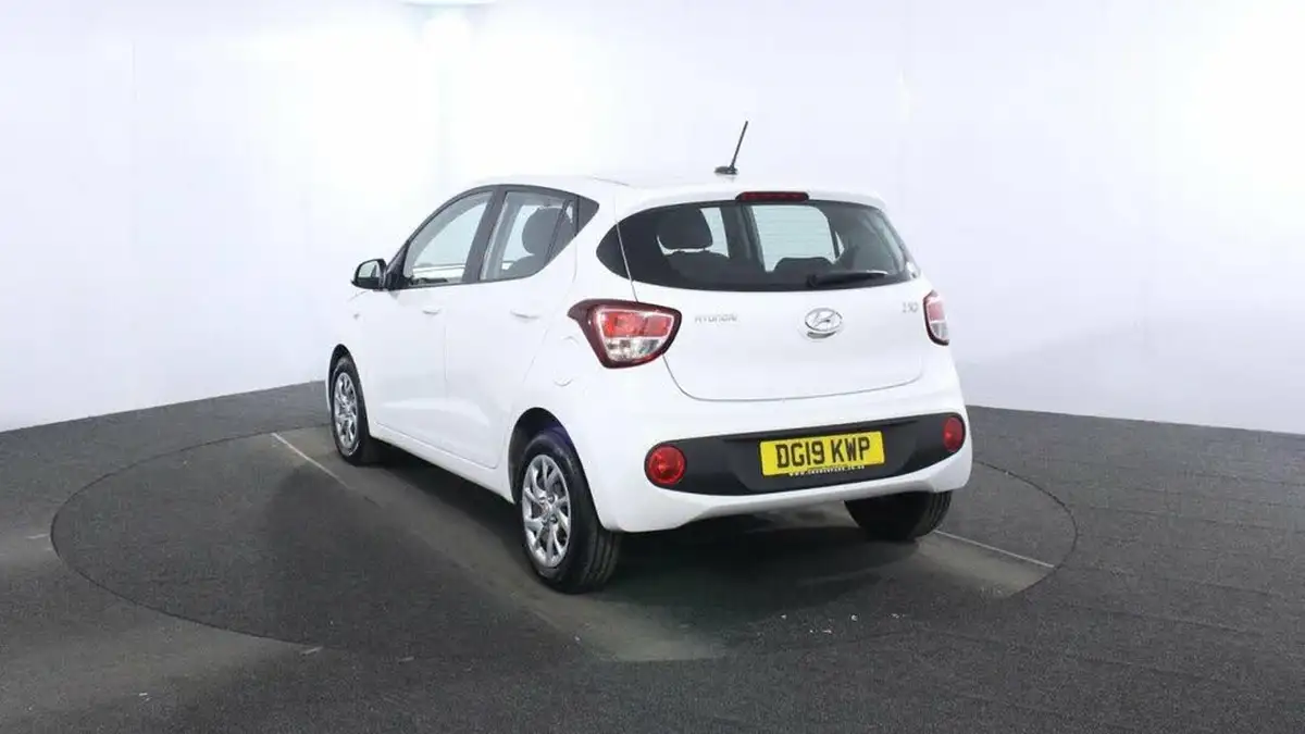 2019-hyundai-i10-12-se-big-4
