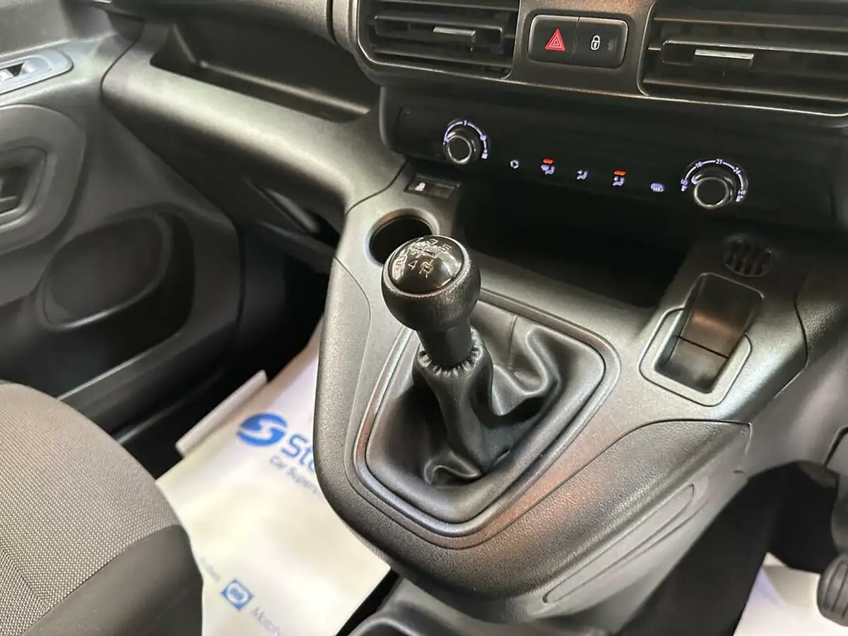 2019-vauxhall-combo-16cdti-edition-2000-100pseu6-big-14
