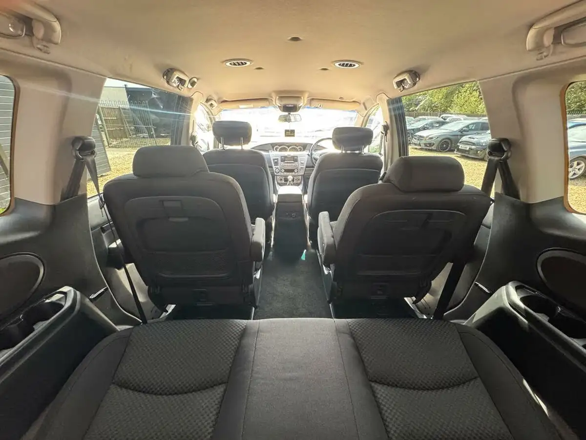 2017-kgm-ssangyong-turismo-22td-se-big-2