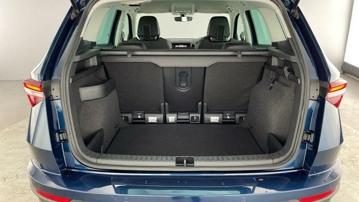 2023-skoda-karoq-15-tsi-se-l-dsg-big-31