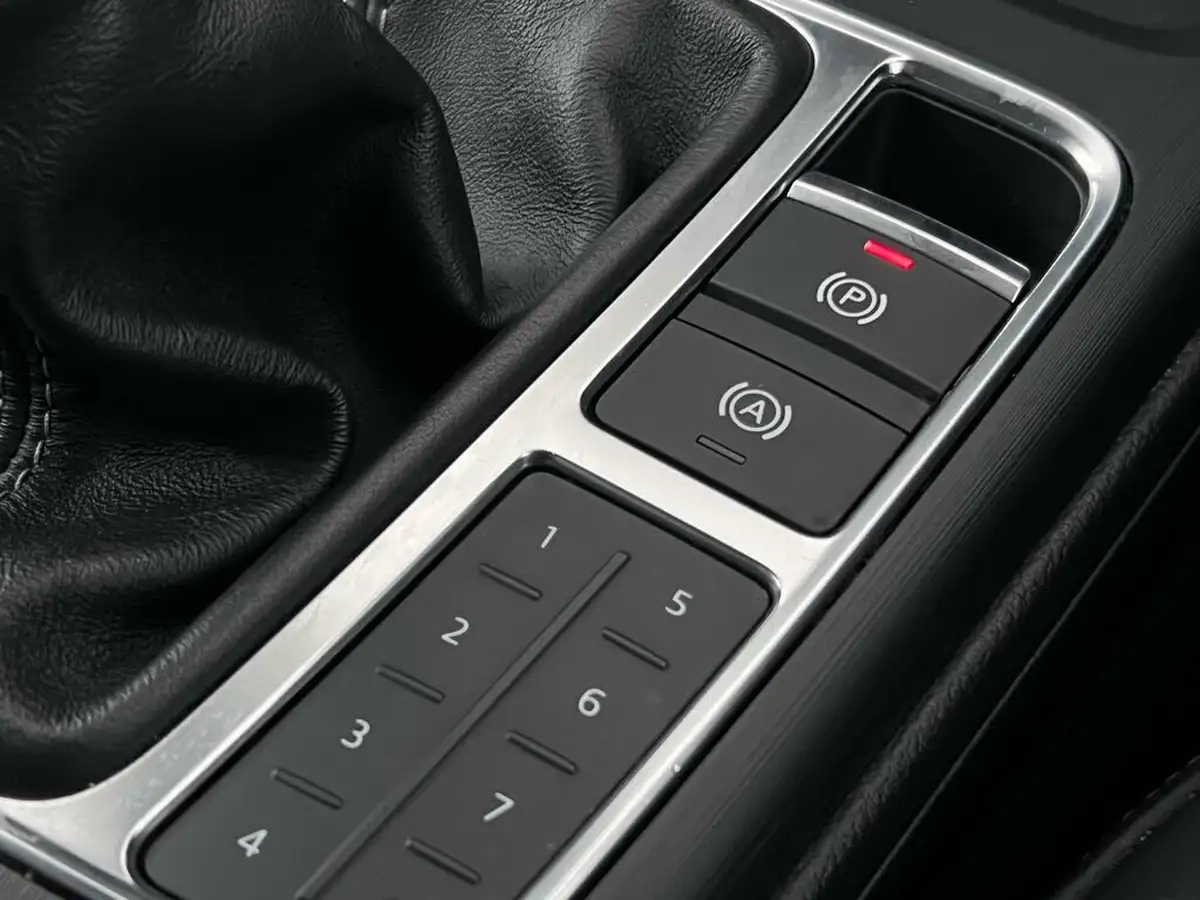 2019-audi-a4-20-35-tfsi-s-line-big-36