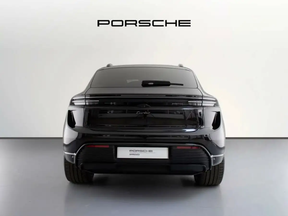 2024-porsche-macan-e-turbo-electric-big-5