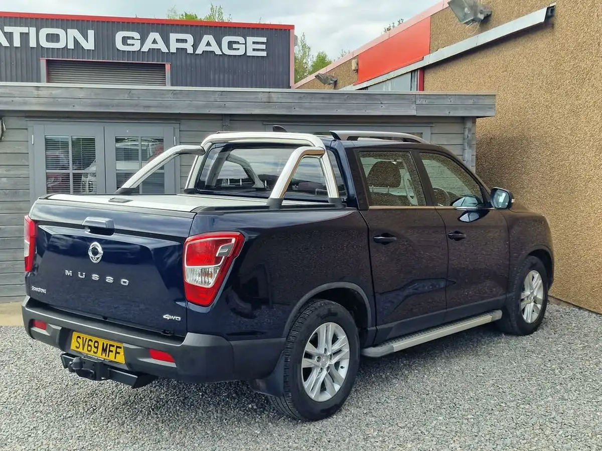 2019-kgm-ssangyong-musso-22td-rebel-auto-big-11