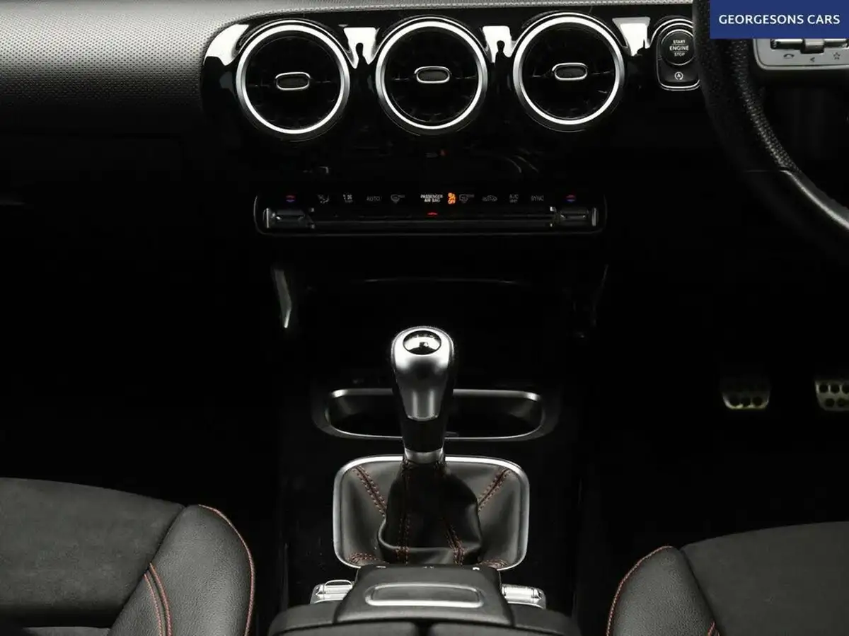 2020-mercedes-benz-a-class-13-a200-amg-line-hatchback-5d-big-34